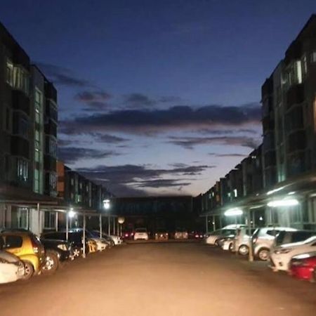 Donggongon Cybercity Ph1 Near Kkia By Family Homestay מראה חיצוני תמונה